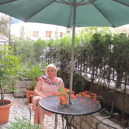 Apartment Vake Tbilisi Exterior photo